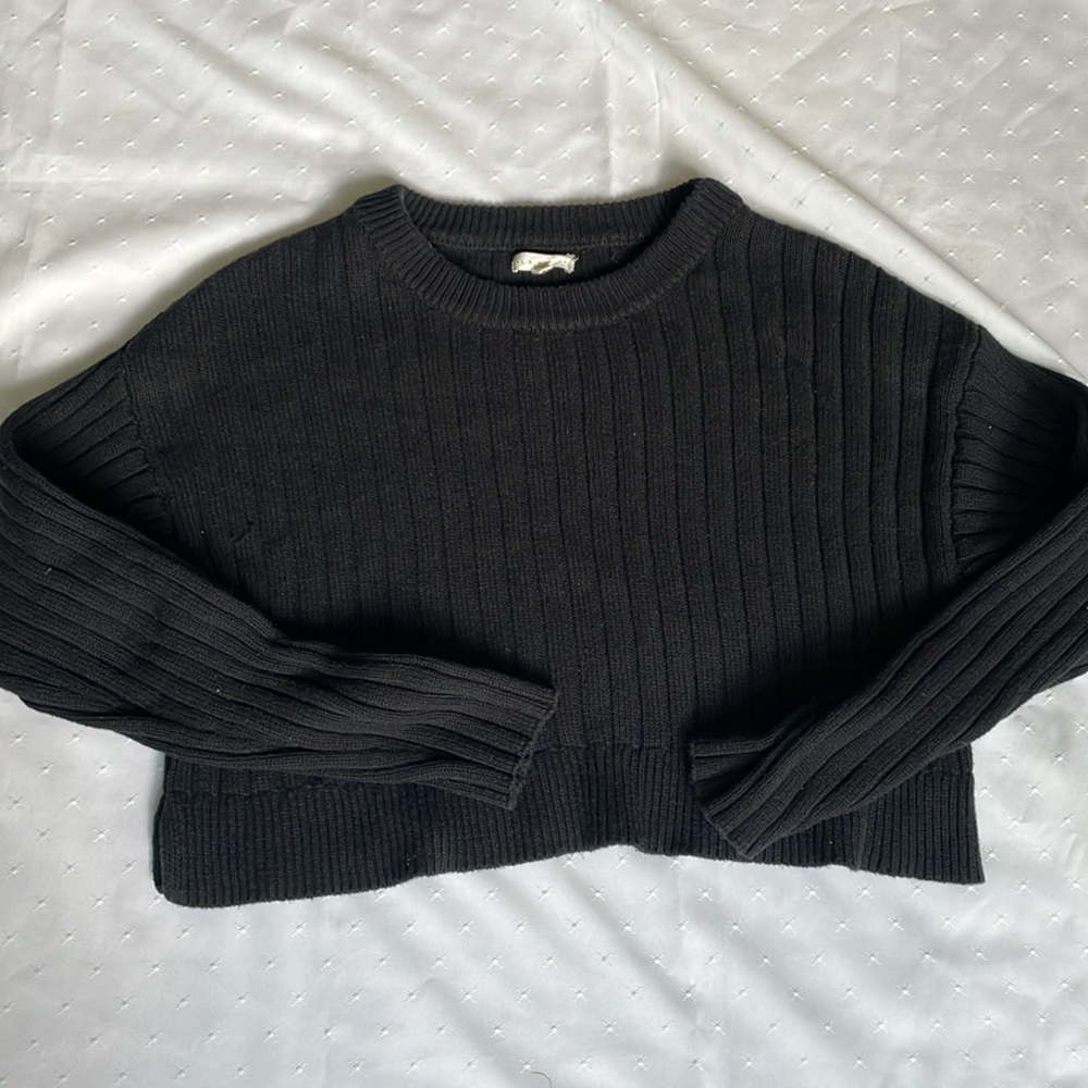 La Hearts 90s inspired Wide Ribbed Cropped Sweater